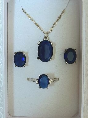 Dark Blue Sapphire Jewelry Set